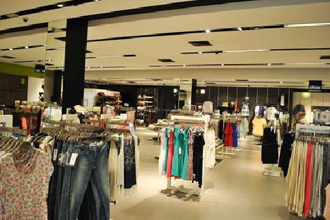 禄劝商场里的店面怎么装修？